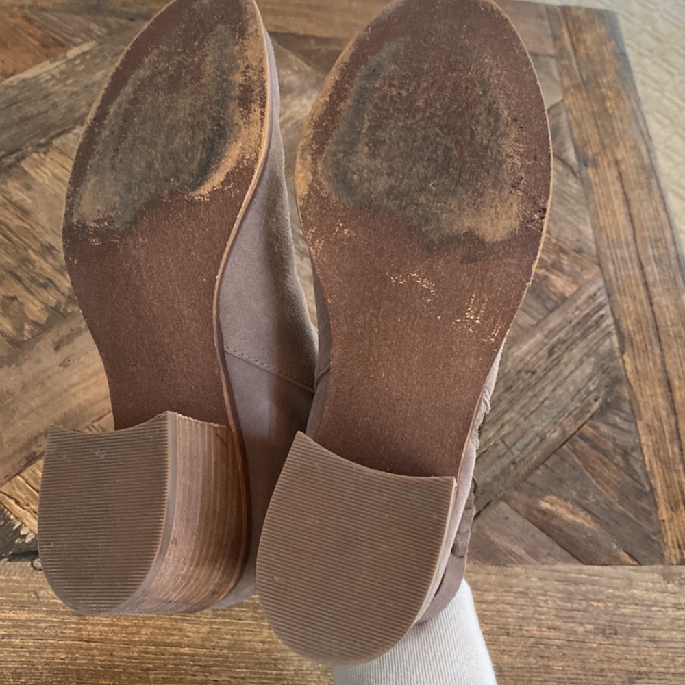 Suede Booties. Excellent condition. - Picture 5 of 6